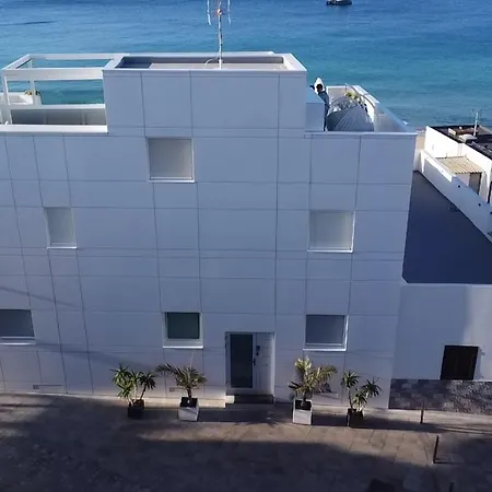 Casa Ricardo Paradise 모로델제블